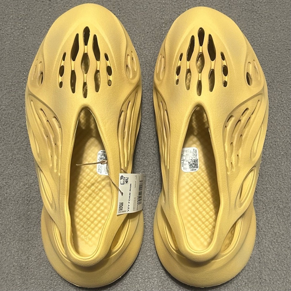Adidas Yeezy Foam RNR Runner Desert Sand 2023 YZY Authentic GV6843 Size 7 New - Picture 5 of 10